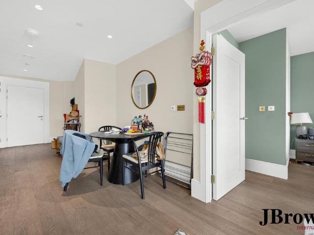 House for rent in Greenwich Peninsula, Greater London
