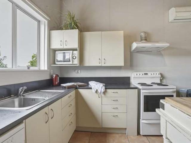 House for sale in Otakou