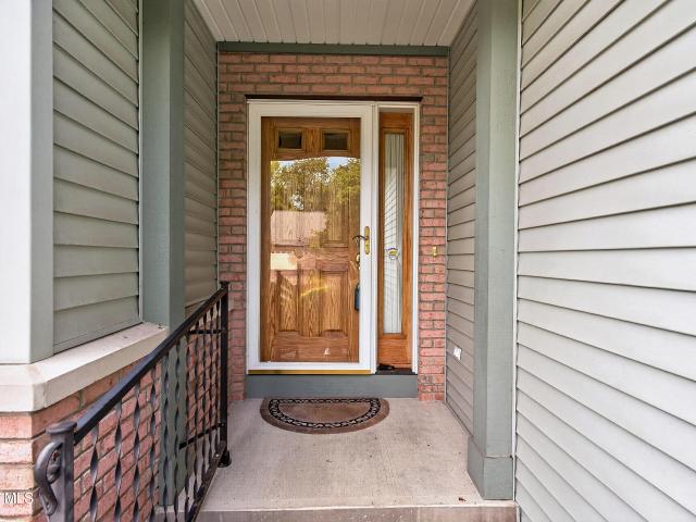 Townhouse for sale in Delmar, New York