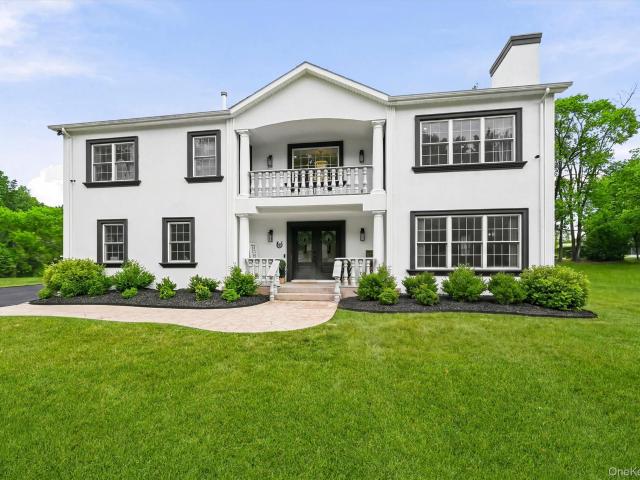 House for sale in Bloomingburg, New York