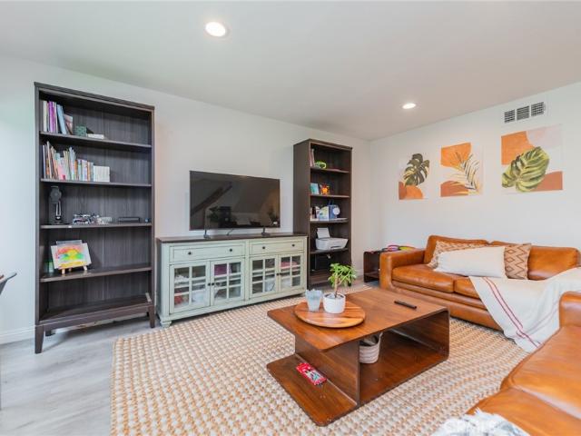 Townhouse for sale in Irvine, California