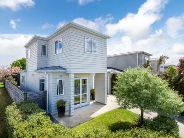 House for sale in Papakura
