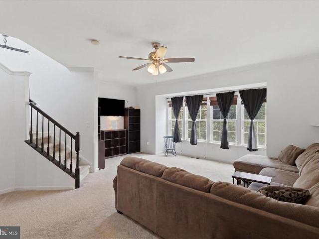 Townhouse for sale in Charles Town, West Virginia