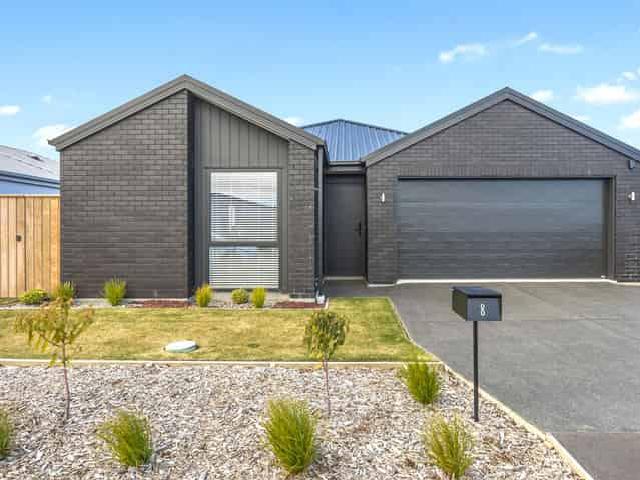 House for rent in Chaslands, Canterbury