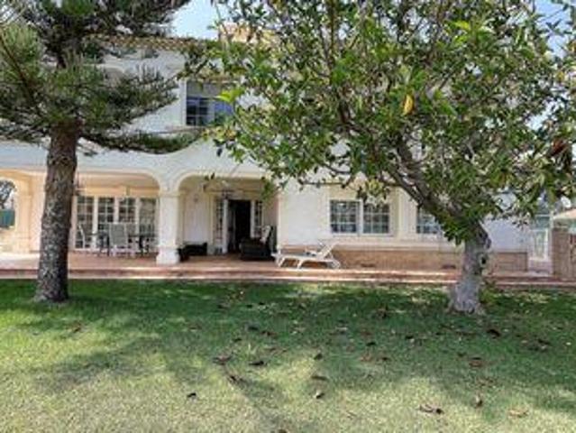Chalet en venta en Urbanización La Zenia II, el Baix Segura / La Vega Baja