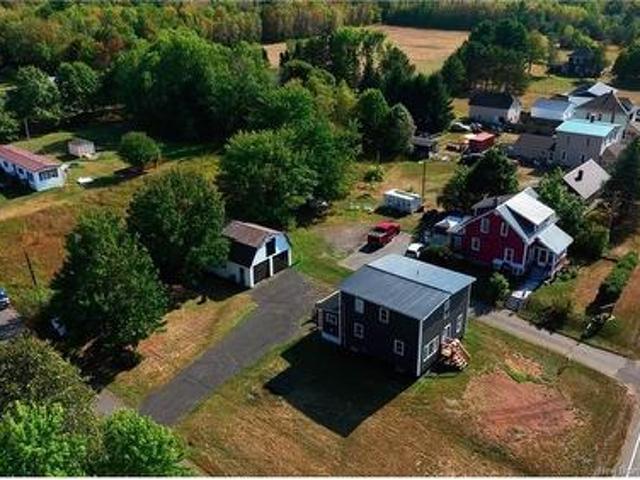 House for sale in Coal Creek, New Brunswick