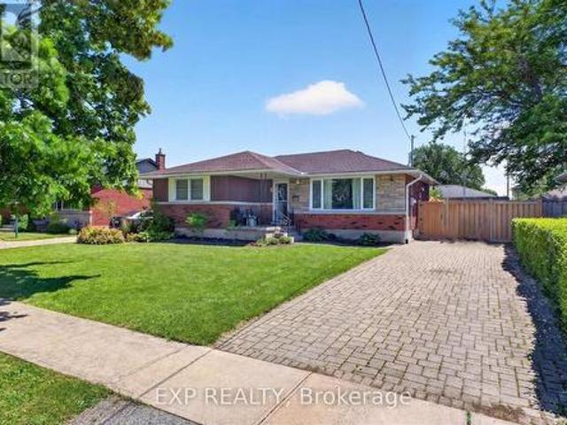 House for sale in Niagara, Ontario
