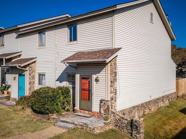 Townhouse for sale in Ark