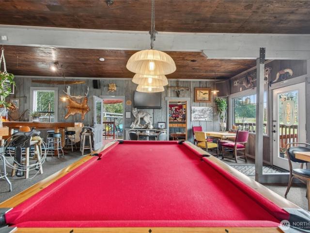 House for sale in Skamokawa, Washington