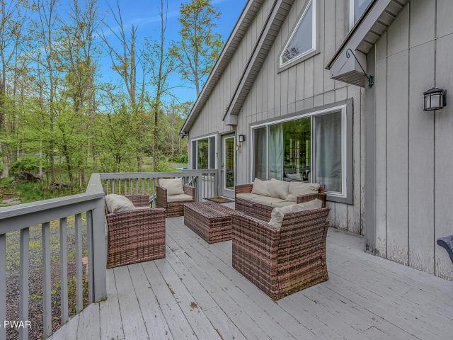 House for sale in Lake Ariel, Pennsylvania