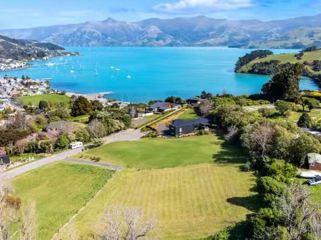 House for sale in Little Akaloa, Canterbury