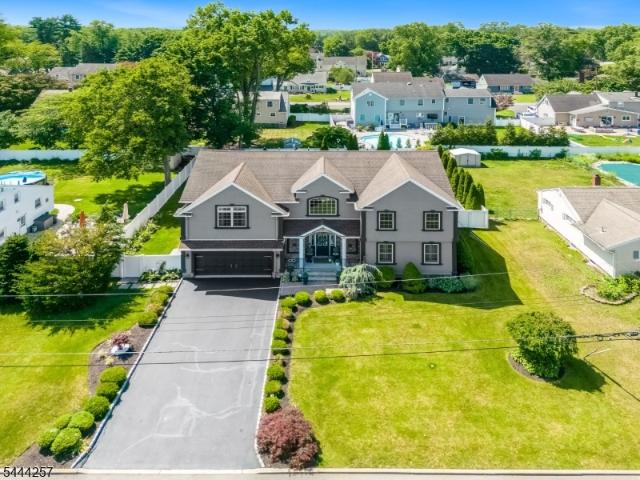 House for sale in Pequannock, New Jersey