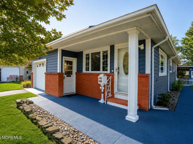 House for sale in Bayville, New Jersey