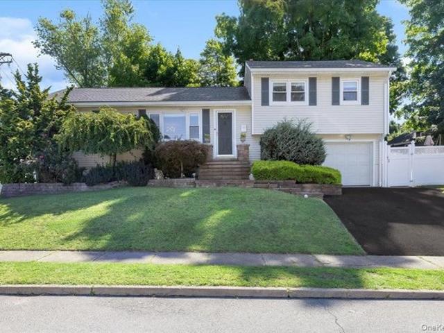 House for sale in Rockland, New York