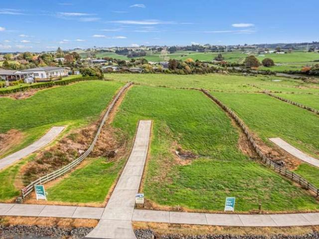 House for sale in Awhitu, Oroua County