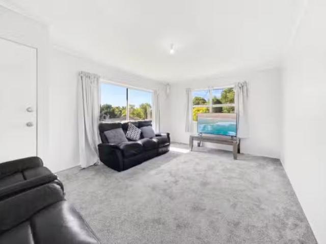 House for sale in Papakura