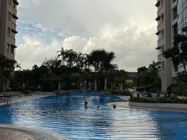 Apartment for rent in Macpherson