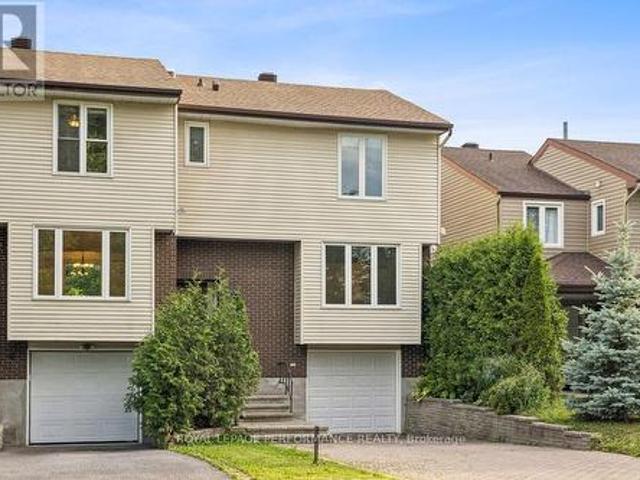 House for sale in River, Ottawa