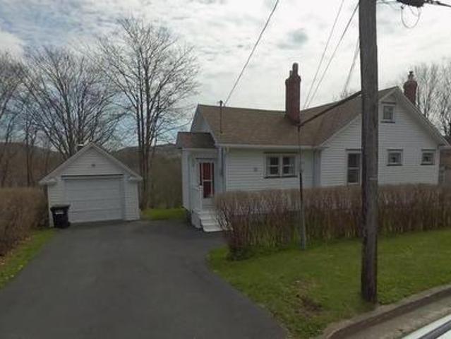 House for sale in Foxtrap, Newfoundland And Labrador