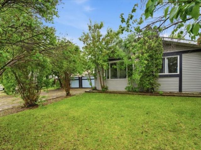 House for sale in Stony Plain, Alberta