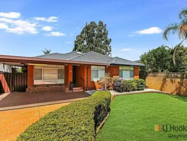 House for rent in Greystanes