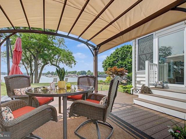 House for sale in Pasadena, Maryland