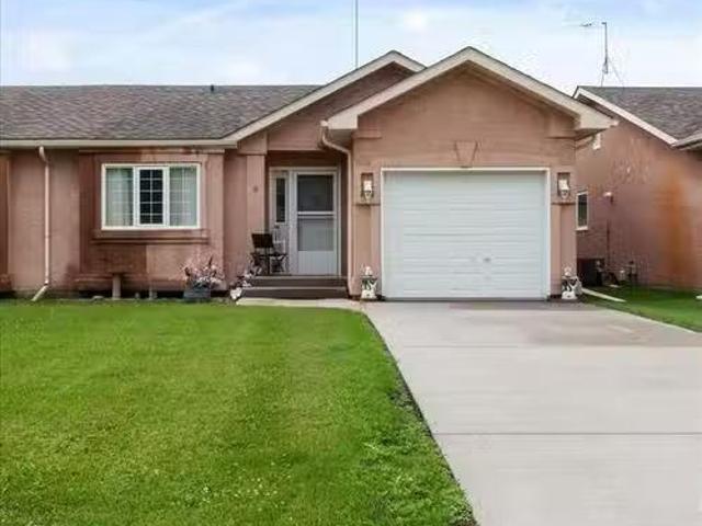 House for sale in La Broquerie, Manitoba
