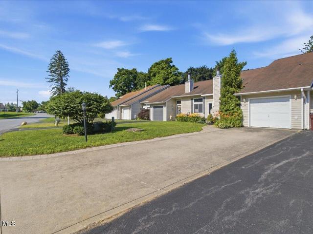 Townhouse for sale in Saratoga, New York