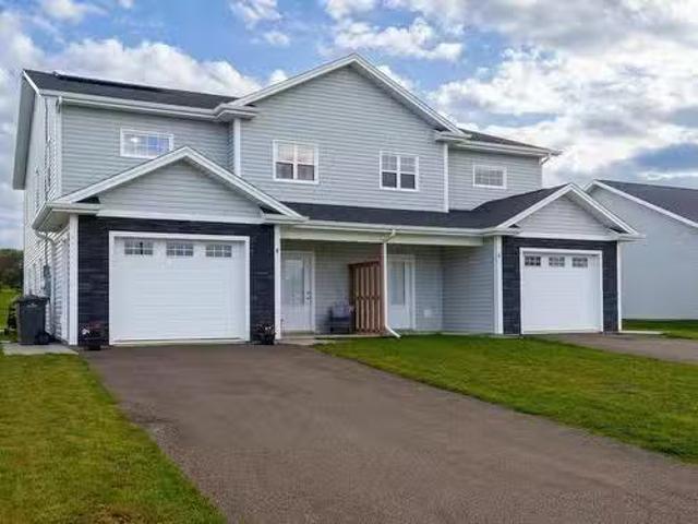 House for sale in Cornwall, Queens County