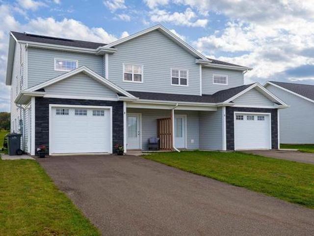 House for sale in Cornwall, Queens County