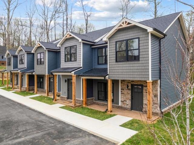 Townhouse for sale in Forest, Bedford County