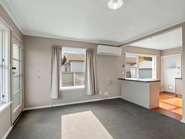 Apartment for sale in Heathcote, Canterbury