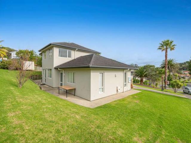 House for sale in Whangaparaoa