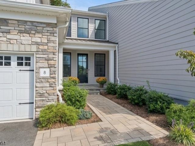 Condo for sale in Berkeley Heights, New Jersey