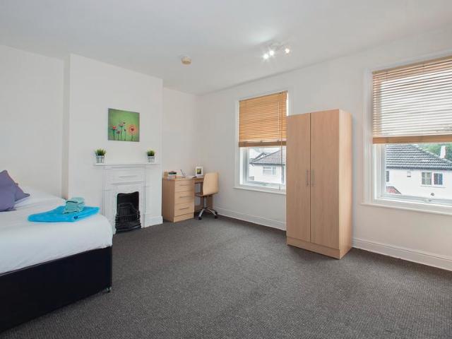 House for rent in Hyde Park, Leeds