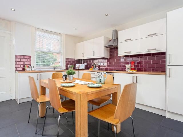 House for rent in Hyde Park, Leeds