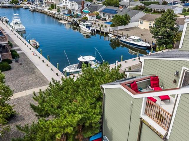 Condo for sale in Point Pleasant Beach, New Jersey