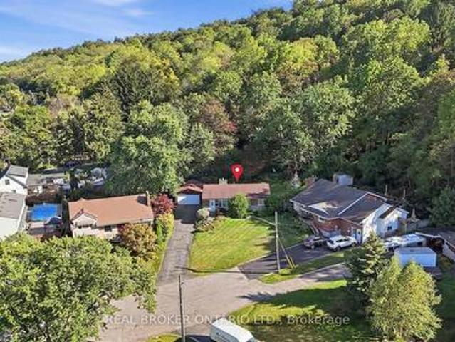 House for sale in Stoney Creek, Hamilton