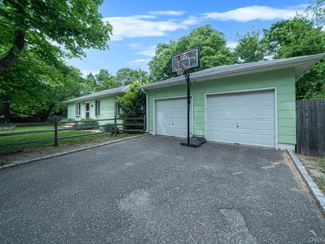 House for sale in Wading River, New York