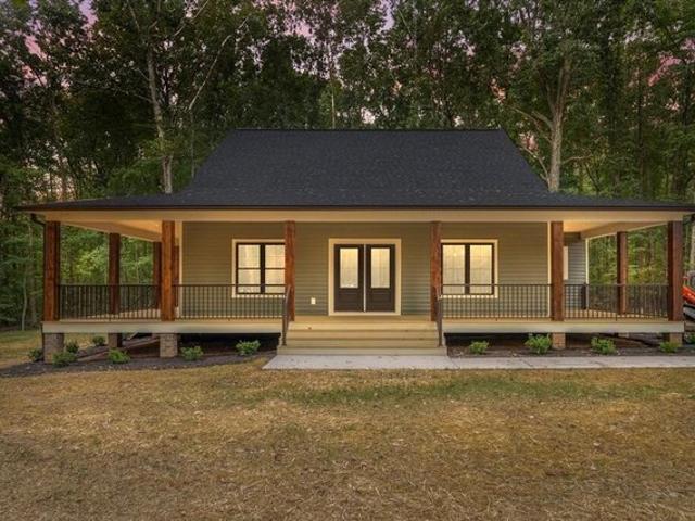 House for sale in Farmville, Prince Edward County