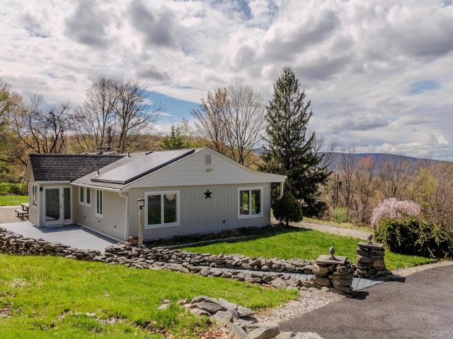 House for sale in Cornwall, New York