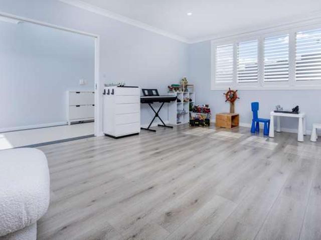 House for sale in Paremoremo