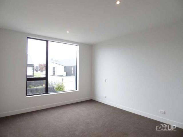 Townhouse for rent in Paremoremo