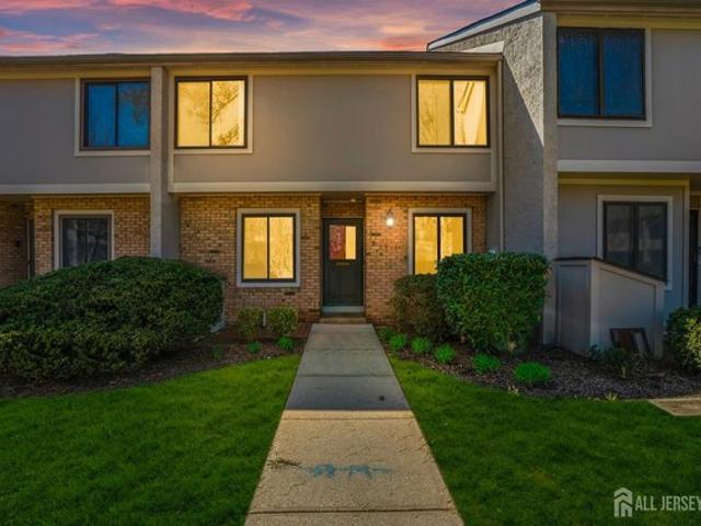 Townhouse for sale in Metuchen, New Jersey