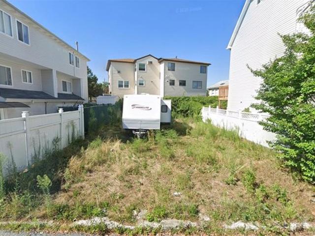 Land for sale in Arverne, New York
