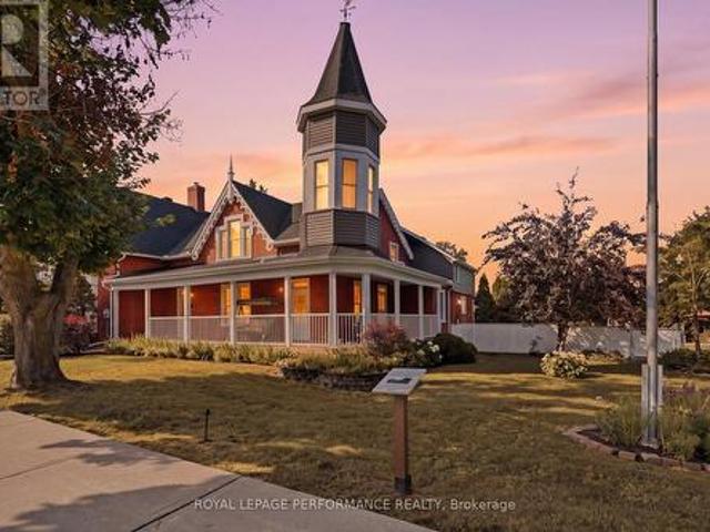 House for sale in L'Orignal, Champlain