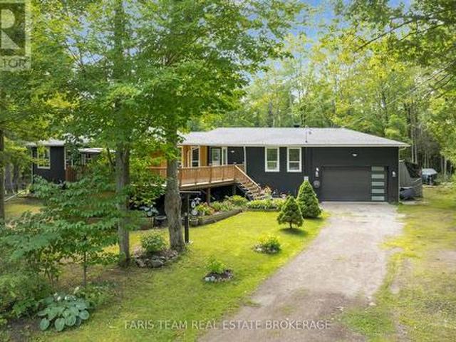 House for sale in Tiny, Ontario