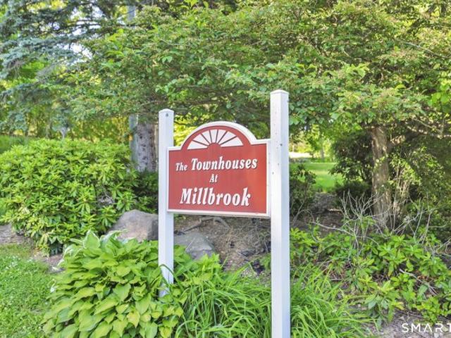 Townhouse for sale in East Windsor, Connecticut