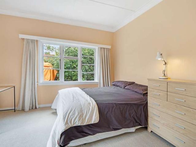 House for sale in Otakou