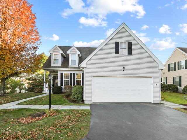 Condo for sale in Avon, Connecticut